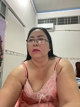 Snapshot of NDith chatting on December 2025 07:53:02 PM NDith online show from December 2025 07:53:02 PM