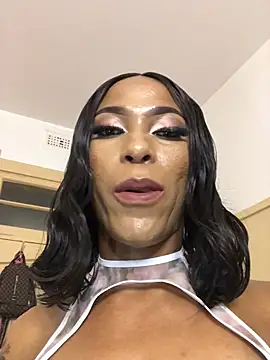 Snapshot of Kylie_Hairy_Bbc chatting on April 2026 08:36:02 PM Kylie Hairy Bbc online show from April 2026 08:36:02 PM