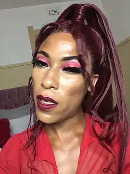 Snapshot of Kylie_Hairy_Bbc chatting on April 2026 11:10:01 PM Kylie Hairy Bbc online show from April 2026 11:10:01 PM