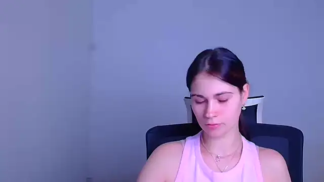 Loon Amore online show from January 2025 07:18:01 PM