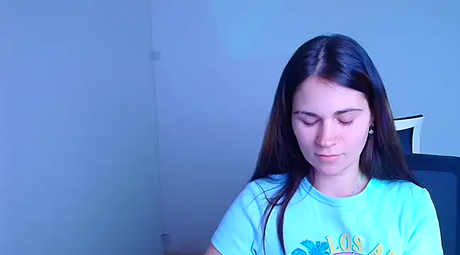 Loon Amore online show from February 2025 07:49:01 PM