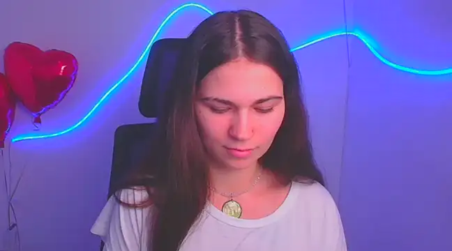 Loon Amore online show from February 2025 07:38:02 PM