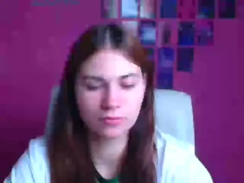 Loon Amore online show from November 2025 06:58:02 AM