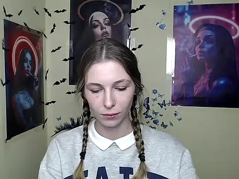 StrangerGi online show from March 2025 03:53:01 PM