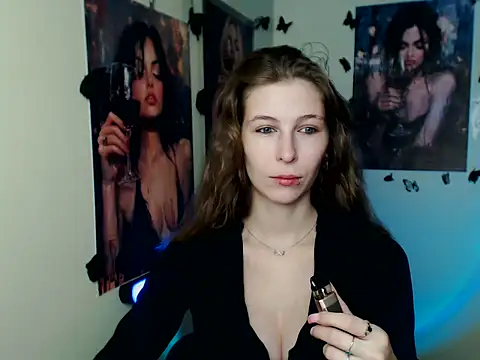 StrangerGi online show from November 2025 01:06:01 PM