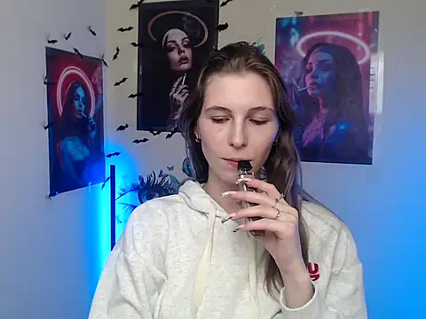 StrangerGi online show from December 2025 01:31:01 PM