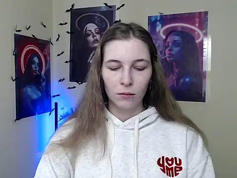 Snapshot of StrangerGi chatting on February 2026 07:07:01 AM StrangerGi online show from February 2026 07:07:01 AM