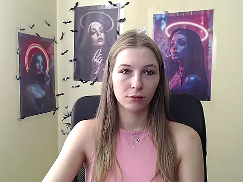 Snapshot of StrangerGi chatting on April 2026 05:49:01 AM StrangerGi online show from April 2026 05:49:01 AM