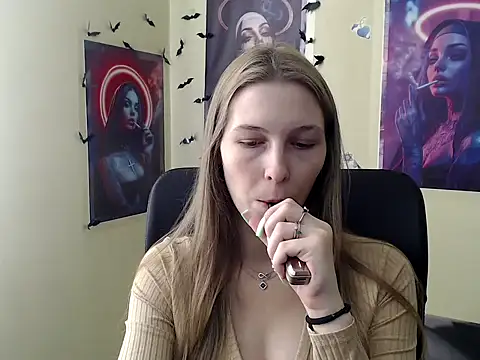 Snapshot of StrangerGi chatting on April 2026 05:52:01 AM StrangerGi online show from April 2026 05:52:01 AM