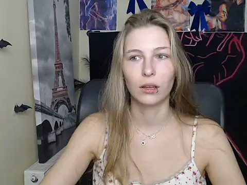 Snapshot of StrangerGi chatting on July 2026 06:11:02 AM StrangerGi online show from July 2026 06:11:02 AM