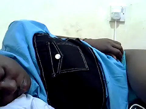 Snapshot of dirtyshowgirl chatting on December 2024 01:16:02 PM dirtyshowgirl online show from December 2024 01:16:02 PM