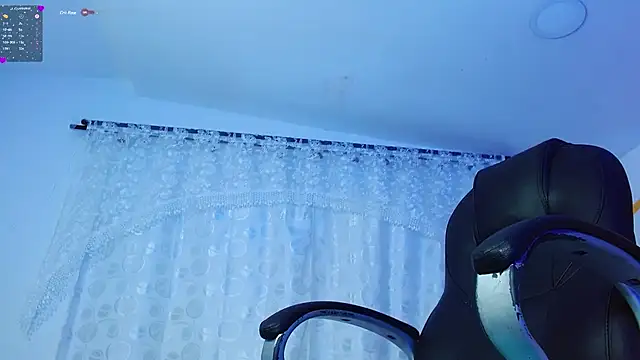 Matthew Boy  online show from December 2024 08:18:01 AM