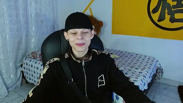 Matthew Boy  online show from December 2024 05:49:02 AM