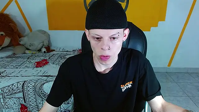 Matthew Boy  online show from January 2025 04:37:02 PM