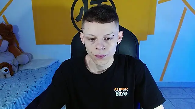 Matthew Boy  online show from February 2025 01:03:02 PM