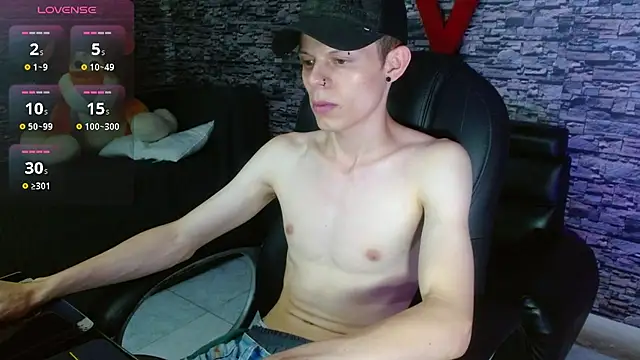 Matthew Boy  online show from March 2025 09:15:02 PM