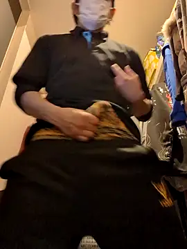 Snapshot of RYOTA8888888888 chatting on January 2025 05:56:01 AM RYOTA8888888888 online show from January 2025 05:56:01 AM