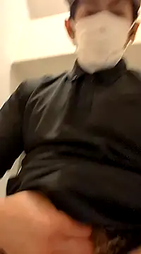 Snapshot of RYOTA8888888888 chatting on February 2025 04:33:02 AM RYOTA8888888888 online show from February 2025 04:33:02 AM