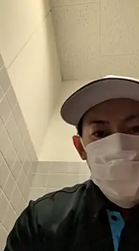 Snapshot of RYOTA8888888888 chatting on March 2025 05:32:01 AM RYOTA8888888888 online show from March 2025 05:32:01 AM