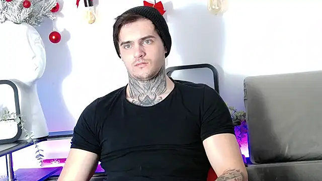 CarterCole online show from January 2025 07:03:01 AM