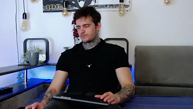 CarterCole online show from March 2025 01:35:02 PM