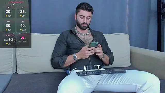 Snapshot of RawAdam chatting on December 2024 09:55:02 AM RawAdam online show from December 2024 09:55:02 AM