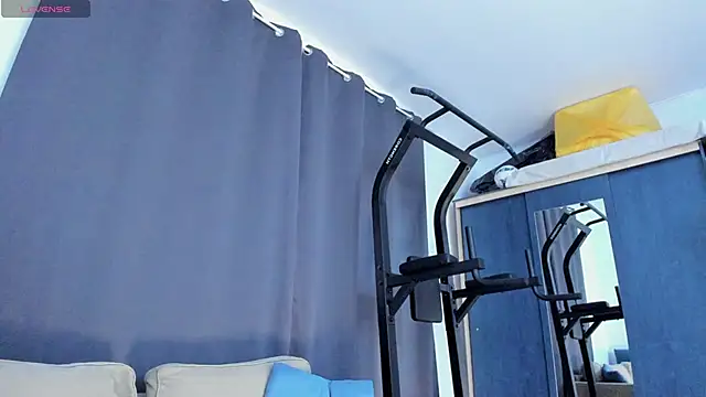 Snapshot of RawAdam chatting on December 2024 02:27:02 PM RawAdam online show from December 2024 02:27:02 PM