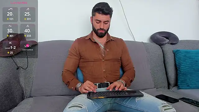 Snapshot of RawAdam chatting on February 2025 11:17:01 AM RawAdam online show from February 2025 11:17:01 AM