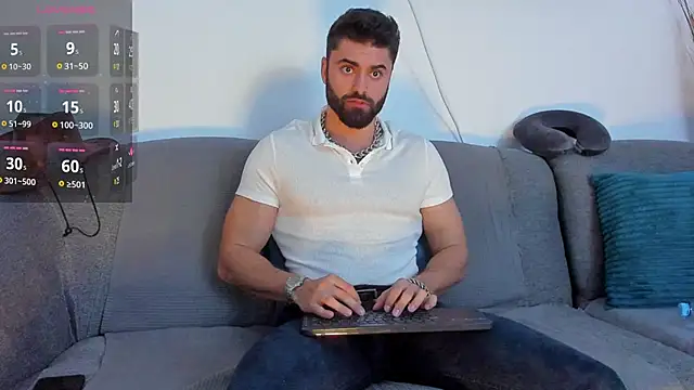 Snapshot of RawAdam chatting on February 2025 04:28:02 AM RawAdam online show from February 2025 04:28:02 AM