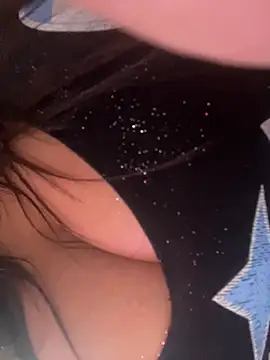 Snapshot of izanmiller2001 chatting on March 2026 06:46:01 PM izanmiller2001 online show from March 2026 06:46:01 PM