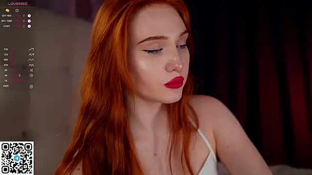 Snapshot of KleinGlif chatting on January 2025 09:13:01 AM KleinGlif online show from January 2025 09:13:01 AM