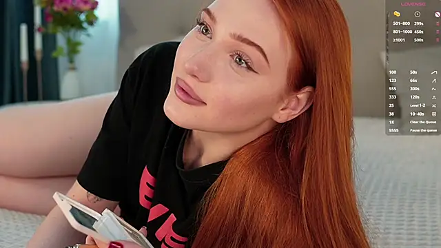 Snapshot of KleinGlif chatting on March 2025 05:09:01 AM KleinGlif online show from March 2025 05:09:01 AM