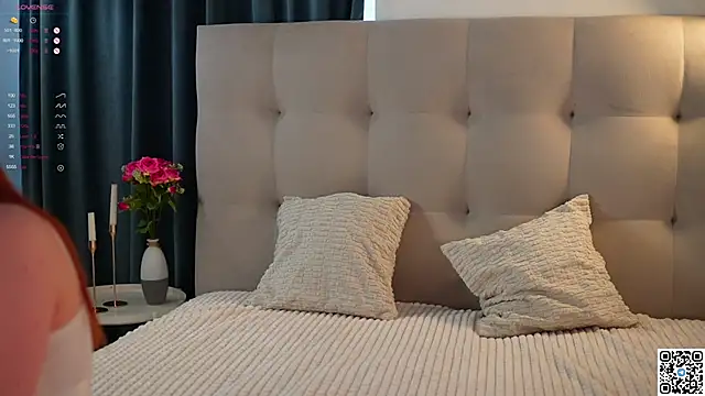 Snapshot of KleinGlif chatting on March 2025 05:08:02 AM KleinGlif online show from March 2025 05:08:02 AM