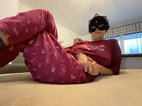 Marilou1983 online show from October 2025 06:47:02 AM