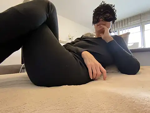 Marilou1983 online show from February 2026 10:12:01 AM