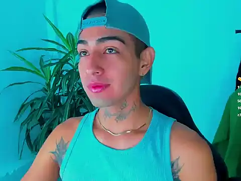 Snapshot of litz81 chatting on April 2026 12:52:02 PM litz81 online show from April 2026 12:52:02 PM