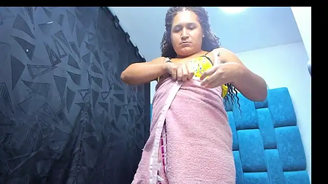 Snapshot of dirtygirl_hot chatting on March 2025 07:57:02 AM dirtygirl hot online show from March 2025 07:57:02 AM