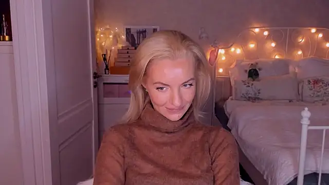 aestetick online show from October 2025 11:55:01 AM