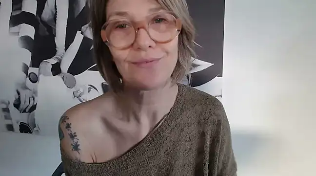 godinflower online show from December 2024 12:13:02 PM