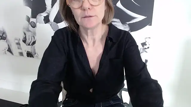 godinflower online show from March 2025 12:47:01 PM