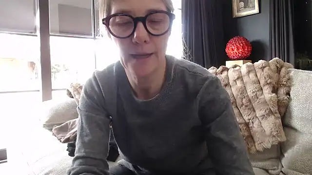 godinflower online show from February 2026 01:21:02 PM