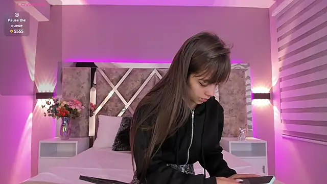 AmmyJones  online show from March 2025 06:16:01 PM