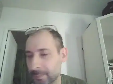 JohnFlask02 online show from March 2025 02:29:02 PM