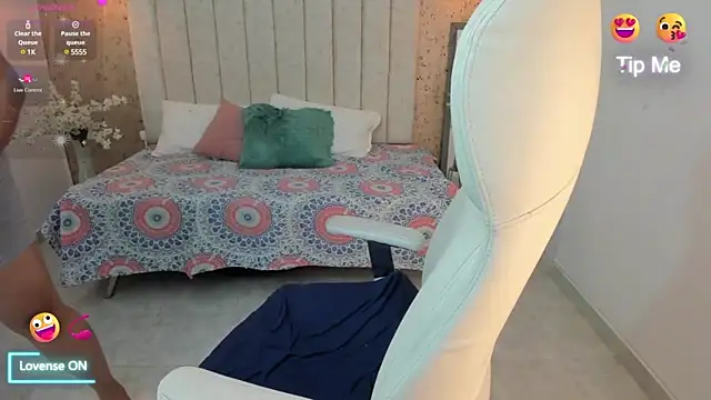 xelenagomez33 online show from January 2025 12:06:02 PM