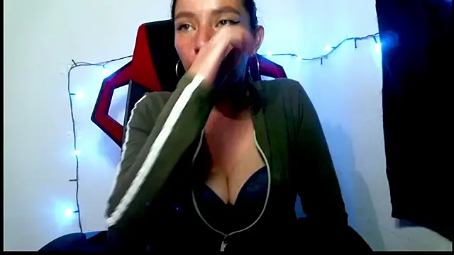 catalina colombia online show from February 2025 06:27:02 PM