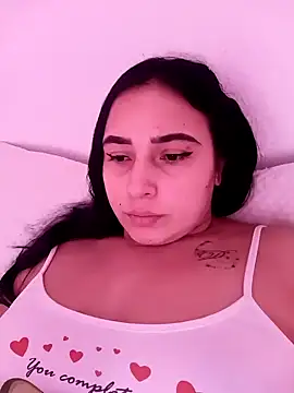 Snapshot of Juanamd1 chatting on February 2025 09:05:02 AM Juanamd1 online show from February 2025 09:05:02 AM