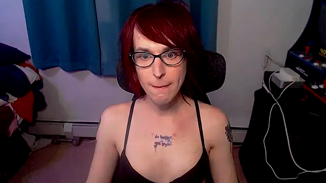 Snapshot of RyffBurnz chatting on March 2026 02:16:02 AM RyffBurnz online show from March 2026 02:16:02 AM