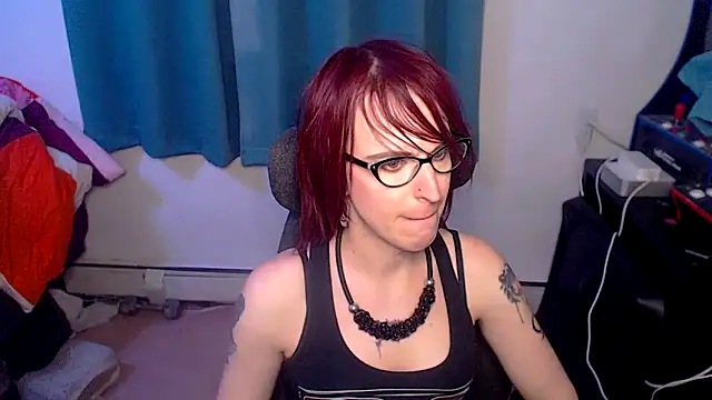 Snapshot of RyffBurnz chatting on March 2026 05:00:02 AM RyffBurnz online show from March 2026 05:00:02 AM