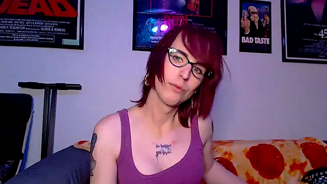 Snapshot of RyffBurnz chatting on April 2026 01:55:01 AM RyffBurnz online show from April 2026 01:55:01 AM