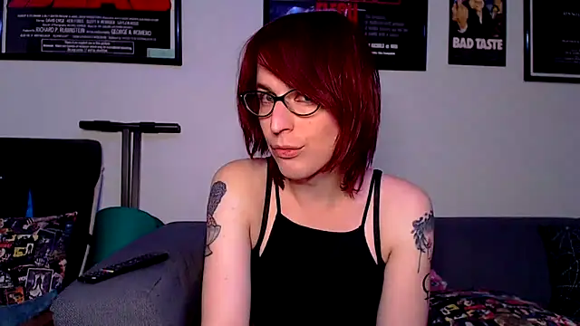 Snapshot of RyffBurnz chatting on April 2026 01:55:02 AM RyffBurnz online show from April 2026 01:55:02 AM